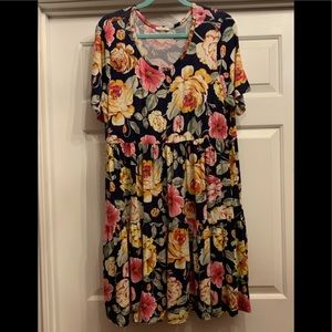 Women’s dress size 1X. Boutique Oddy. Floral.